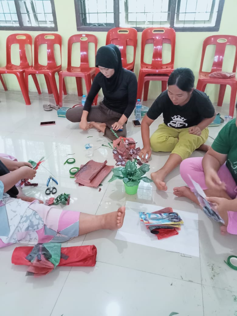 Tingkatkan Kreatifitas dan Peluang Usaha, Sidomulyo Gelar Pelatihan Handycraft